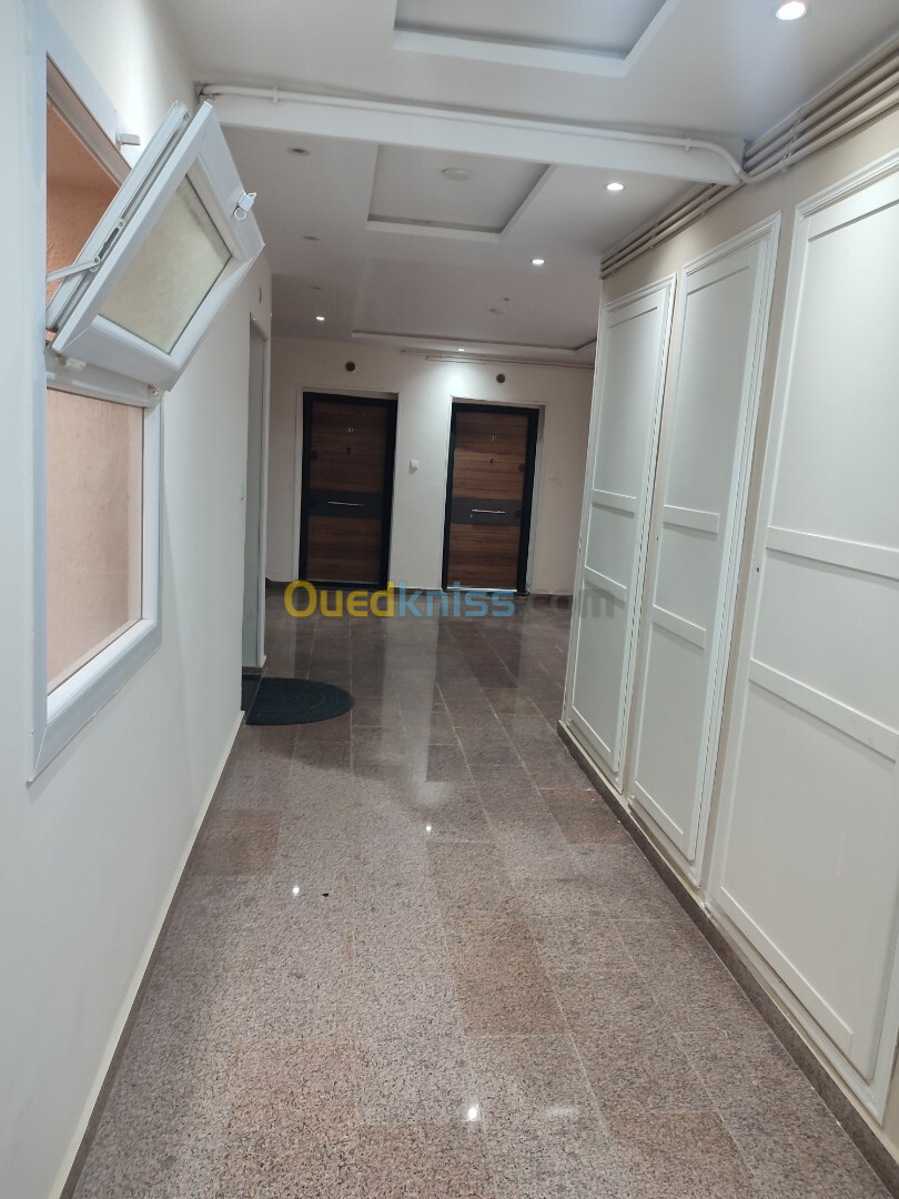 Vente Appartement F4 Alger Bordj el kiffan