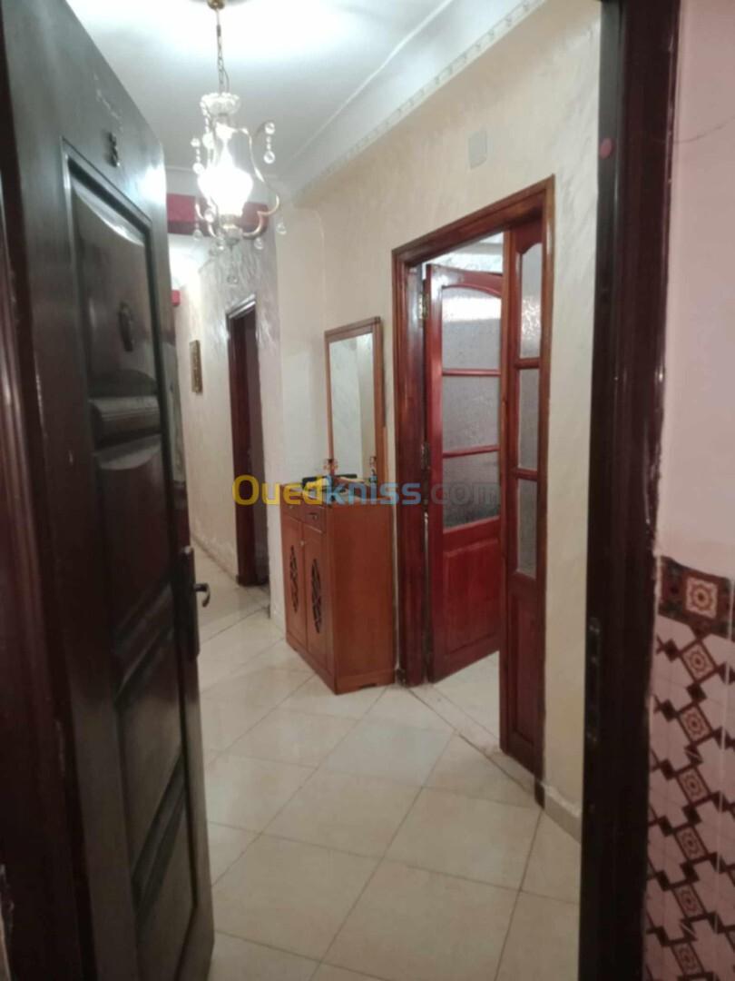 Vente Appartement F4 Alger Bordj el bahri