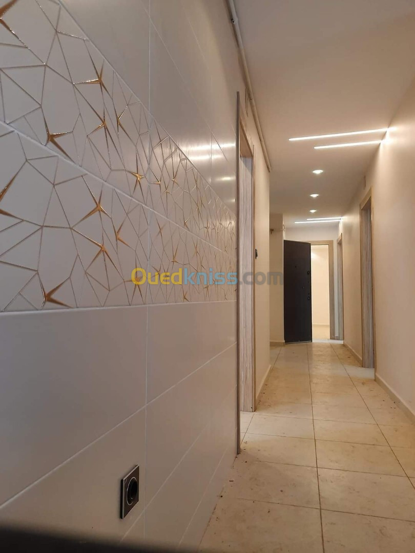 Vente Appartement F3 Alger Bordj el bahri