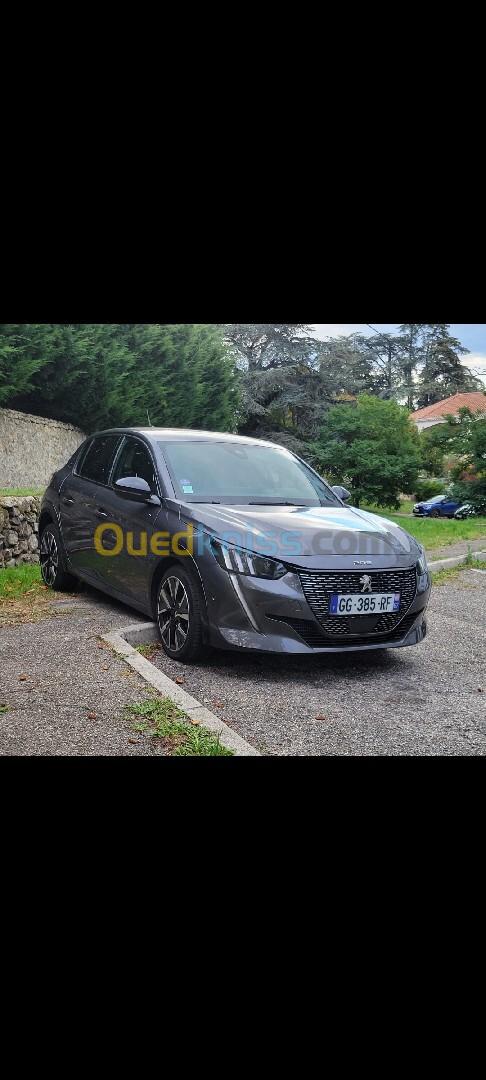 Peugeot 208 2022 