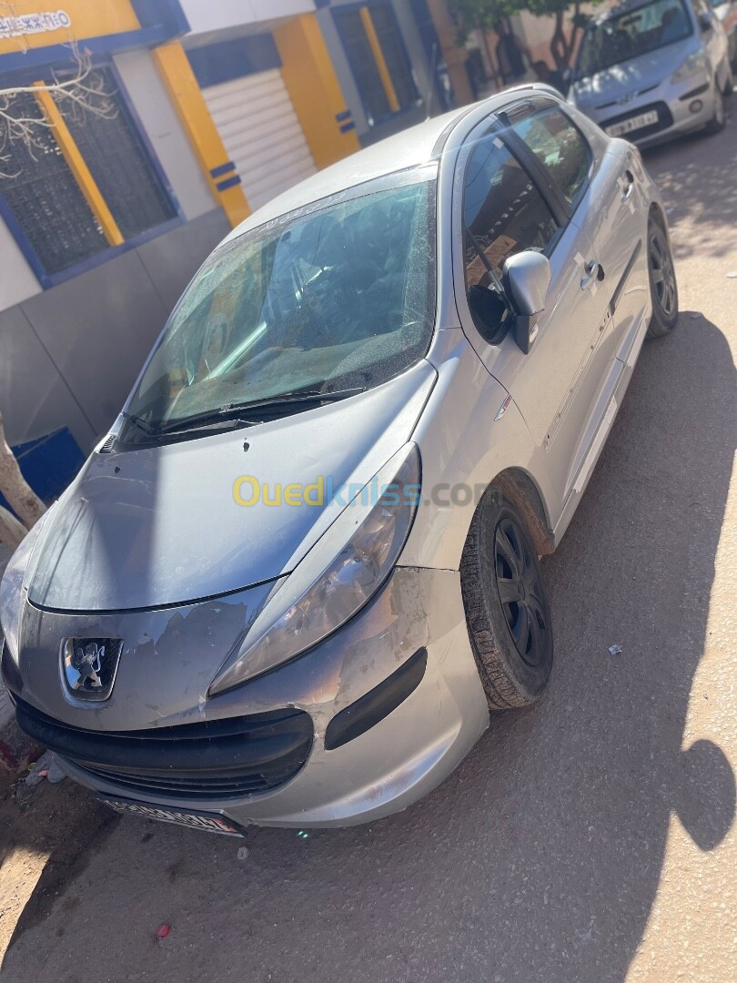 Peugeot 207 2008 207