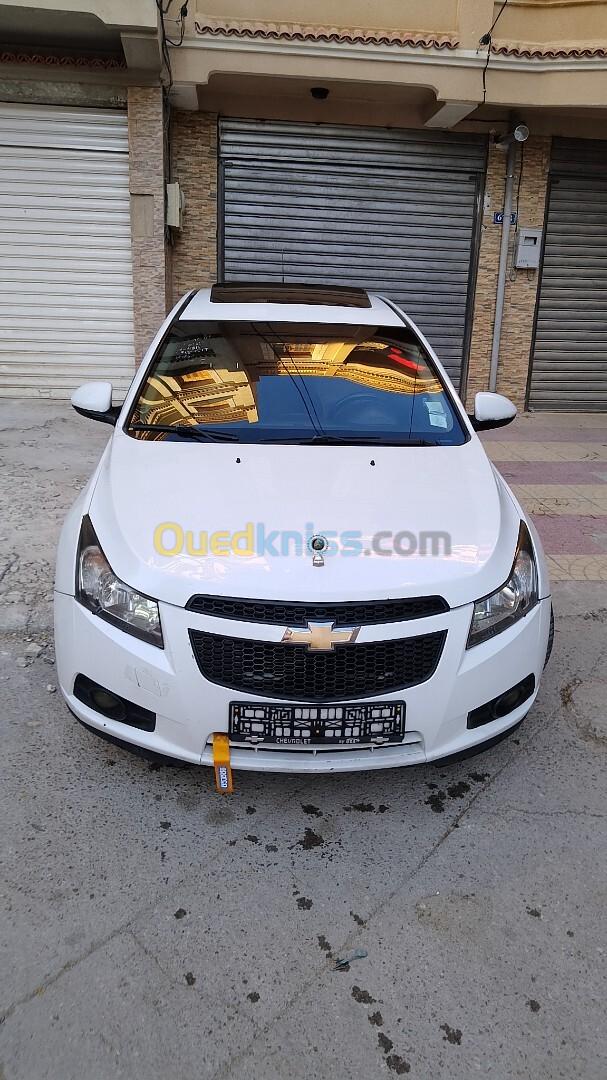 Chevrolet Cruze 2012 LT