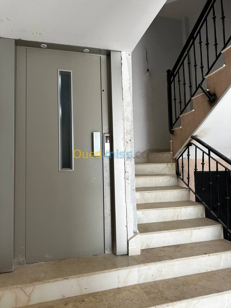 Vente Appartement F4 Alger Bordj el bahri