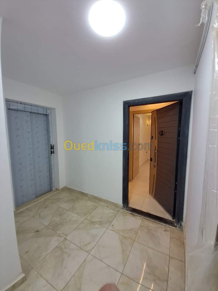 Vente Appartement F3 Alger Bordj el kiffan