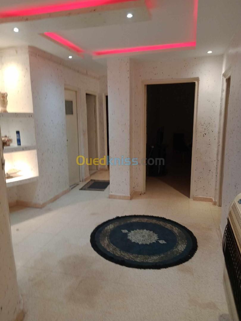 Location vacances Appartement F3 Oran Oran