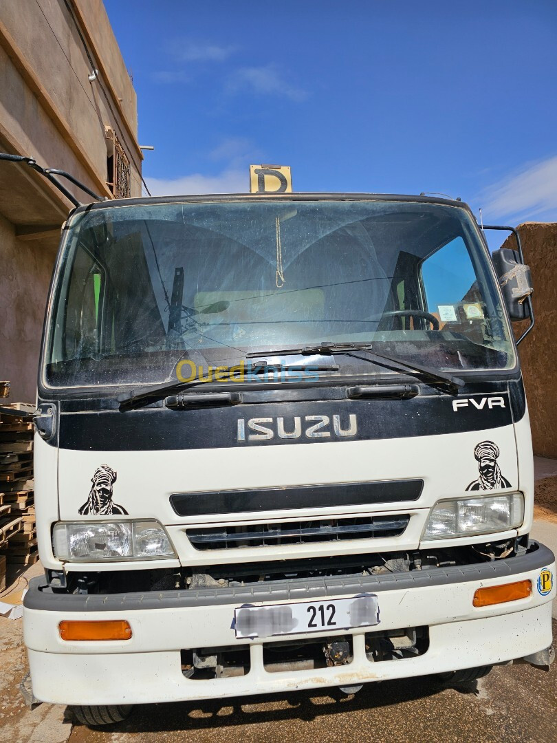 Isuzu F V R 2012