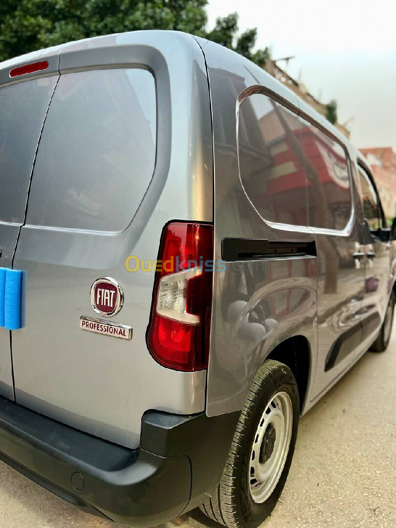 Fiat Doblo 2023 Doblo italien