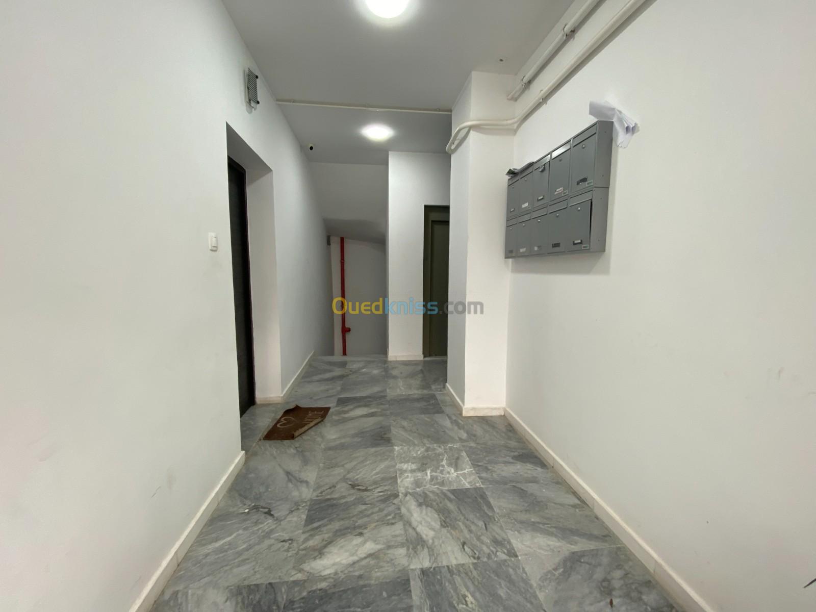 Vente Appartement F4 Alger Hydra