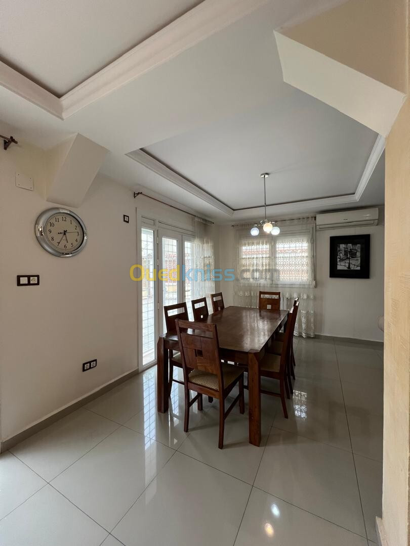 Location Niveau De Villa F4 Alger Hydra