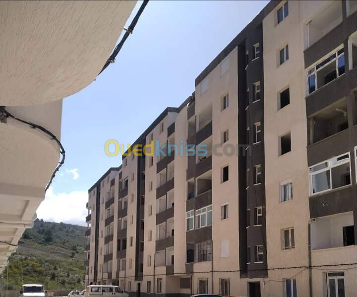 Vente Appartement F2 Tizi Ouzou Azeffoun