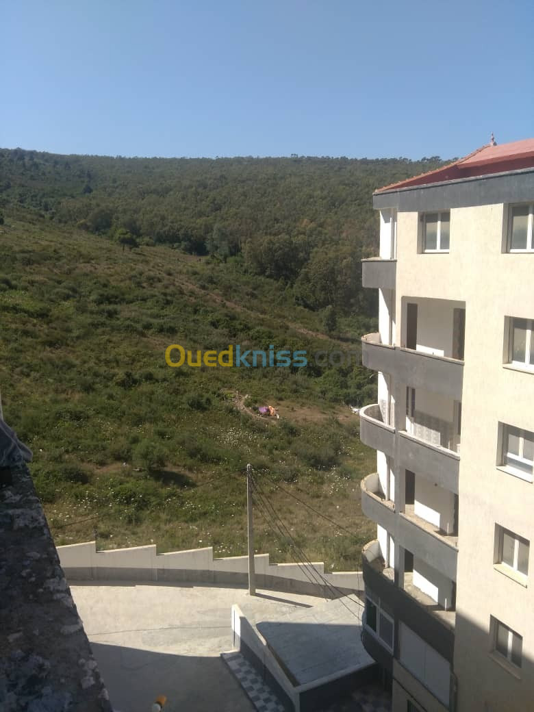 Vente Appartement F2 Tizi Ouzou Azeffoun