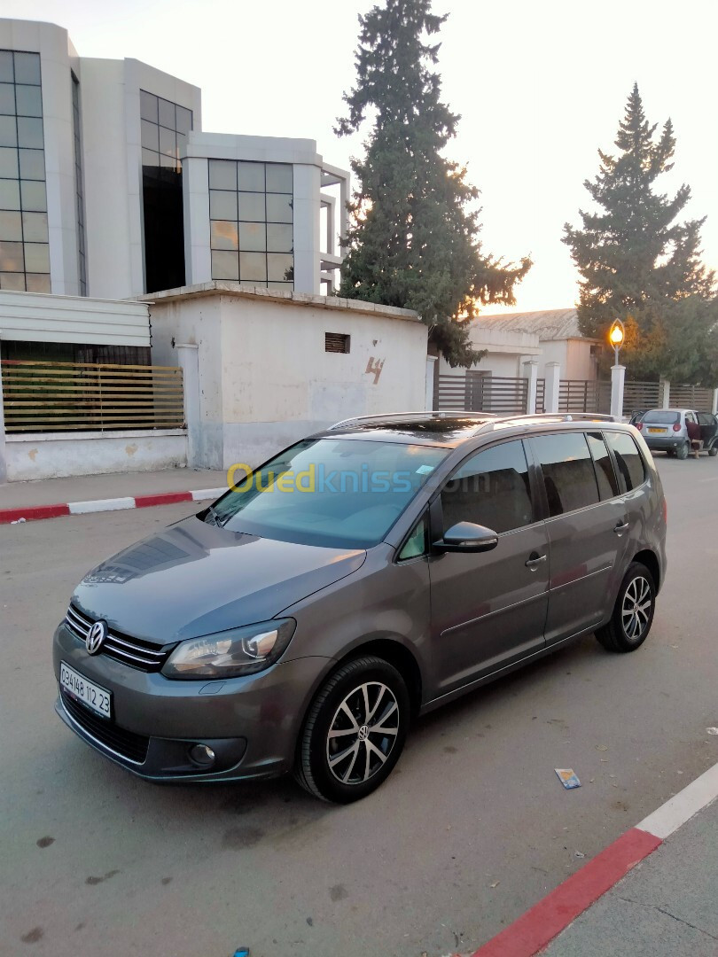 Volkswagen Touran 2012 Match