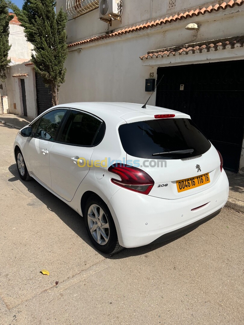 Peugeot 208 2016 