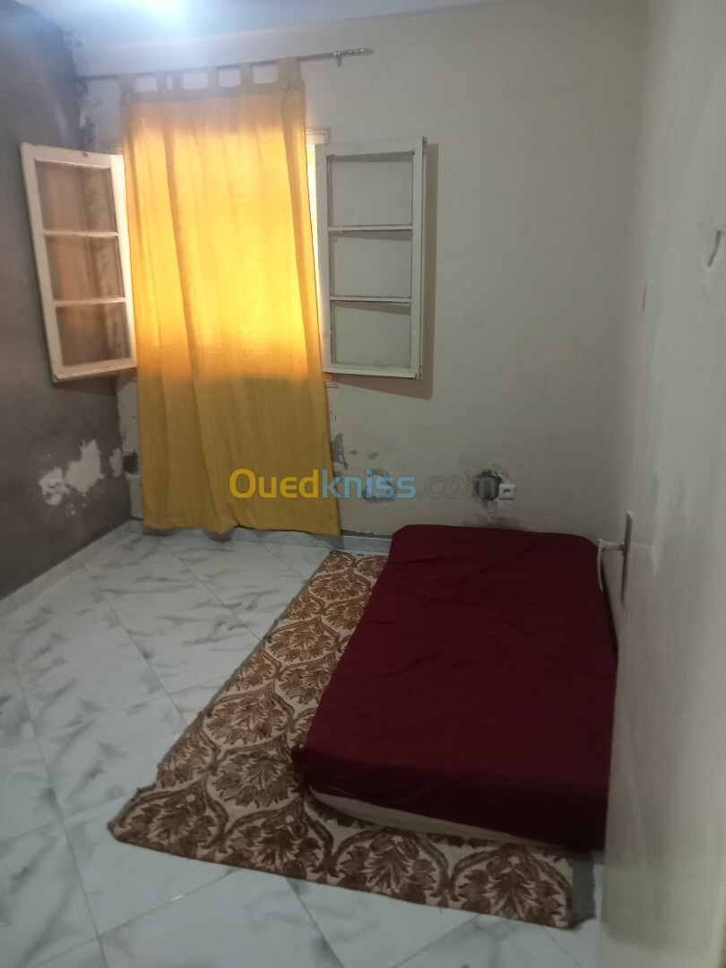 Location vacances Appartement F3 Mostaganem Hadjadj