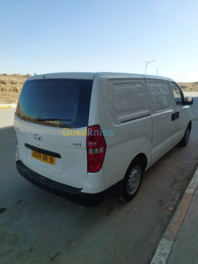 Hyundai H1 