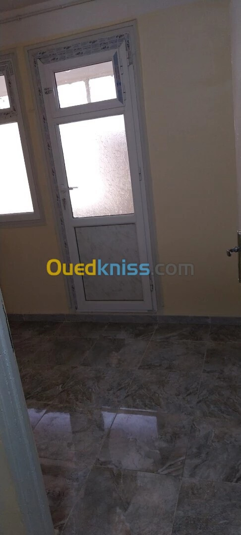 Location Appartement F4 Constantine El khroub