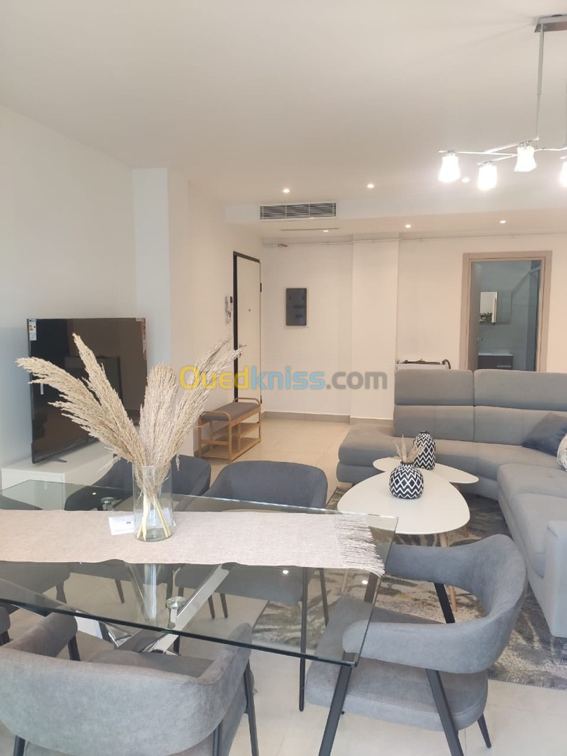 Location Appartement F4 Alger Hydra