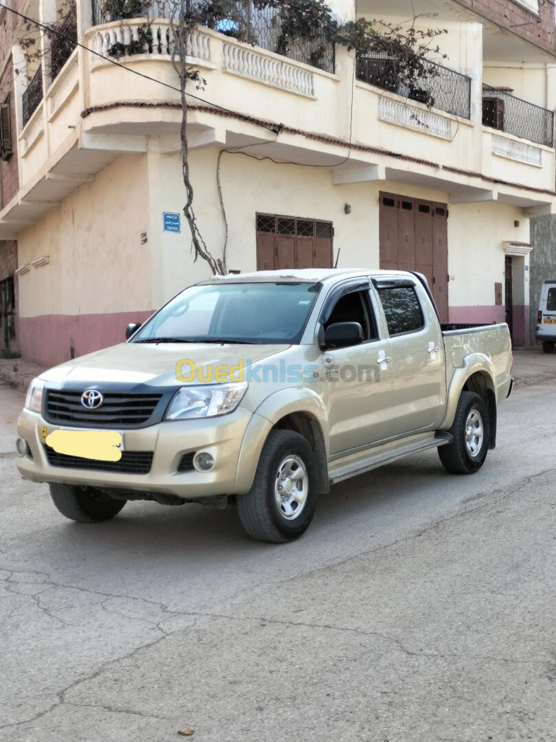 Toyota Hilux 2015 LEGEND SC 4x4