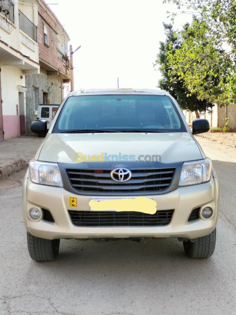 Toyota Hilux 2015 LEGEND DC 4x4