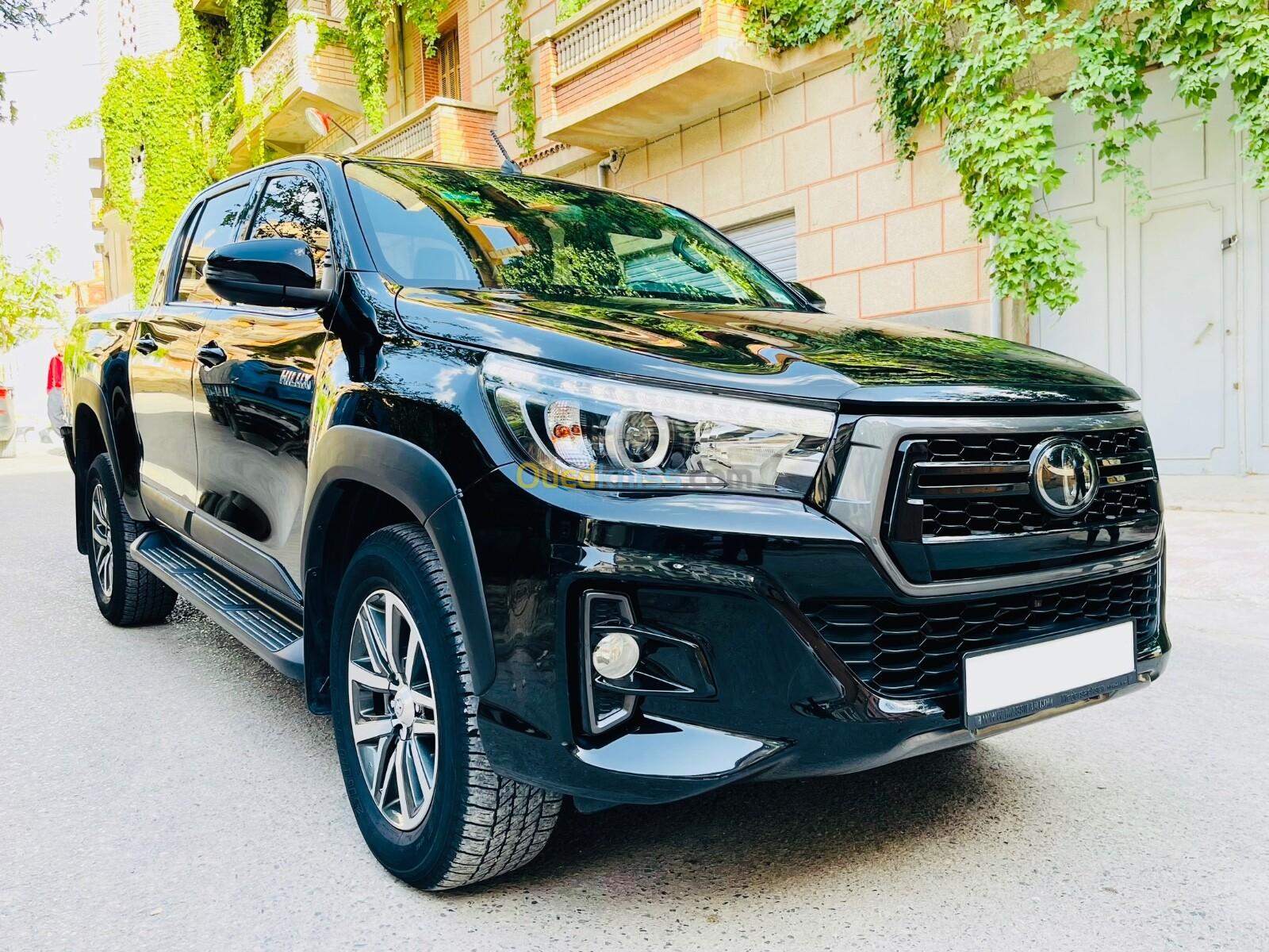 Toyota Hilux 2020 