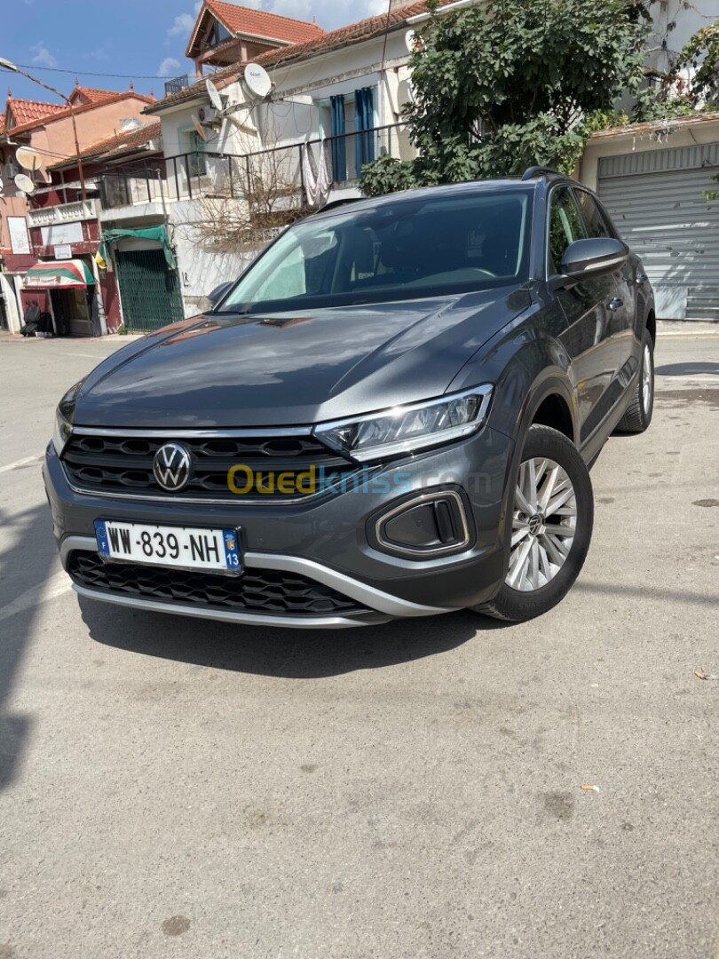 Volkswagen T-Roc 2023 Life