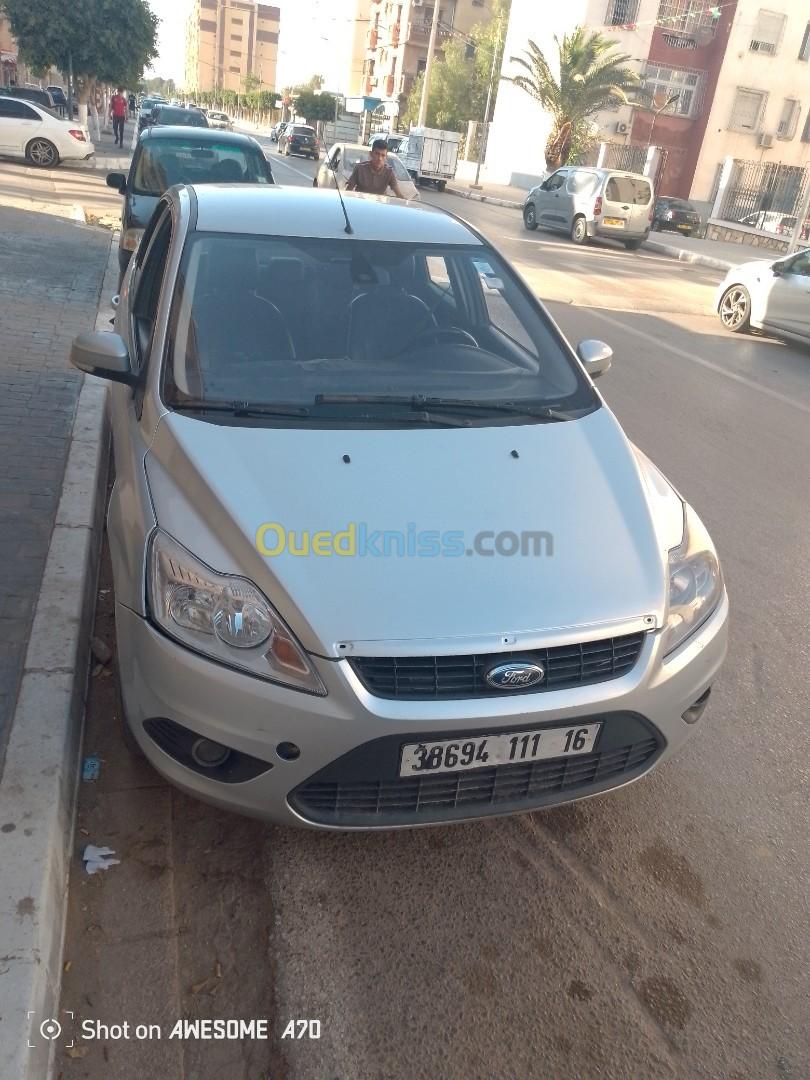 Ford Focus 4 portes 2011 