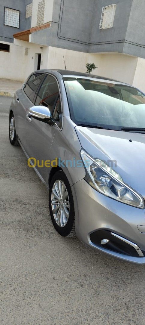 Peugeot 208 2019 Allure Facelift