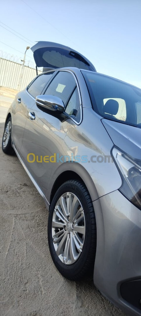 Peugeot 208 2019 Allure Facelift