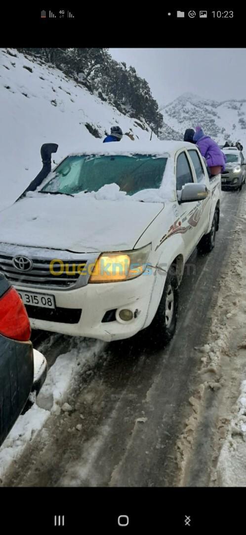 Toyota Hilux 2015 LEGEND DC 4x4