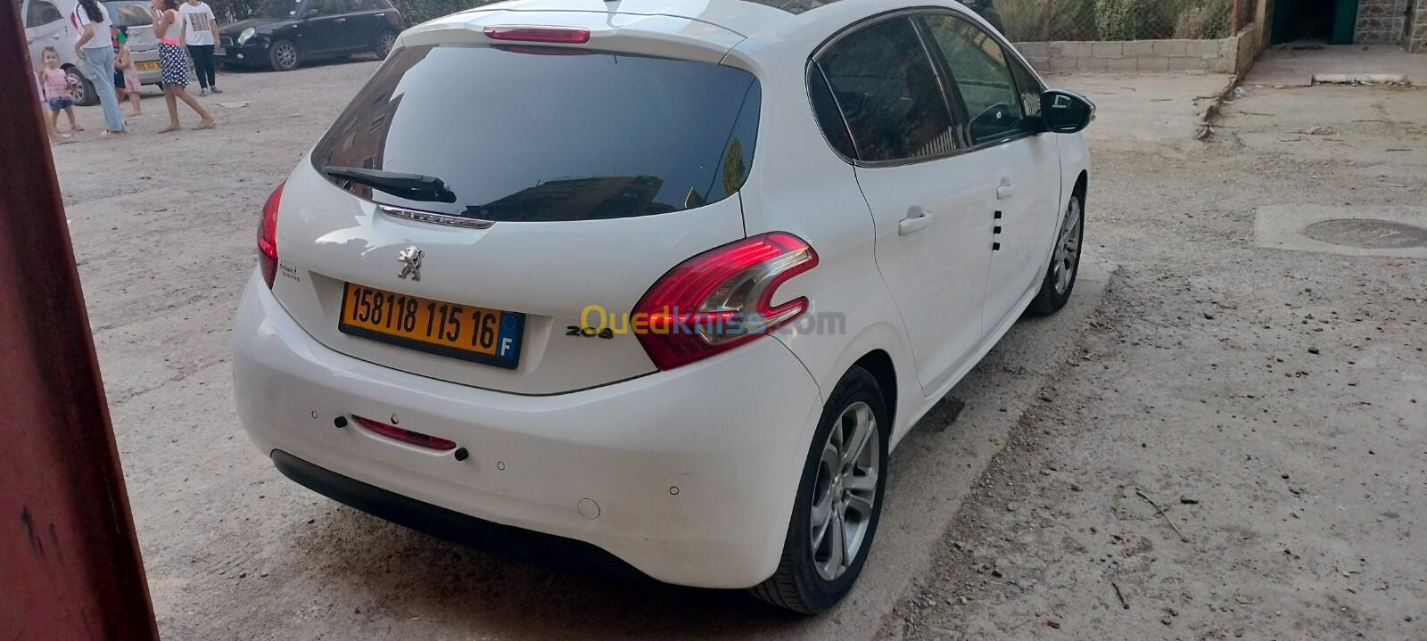 Peugeot 208 2015 Allure