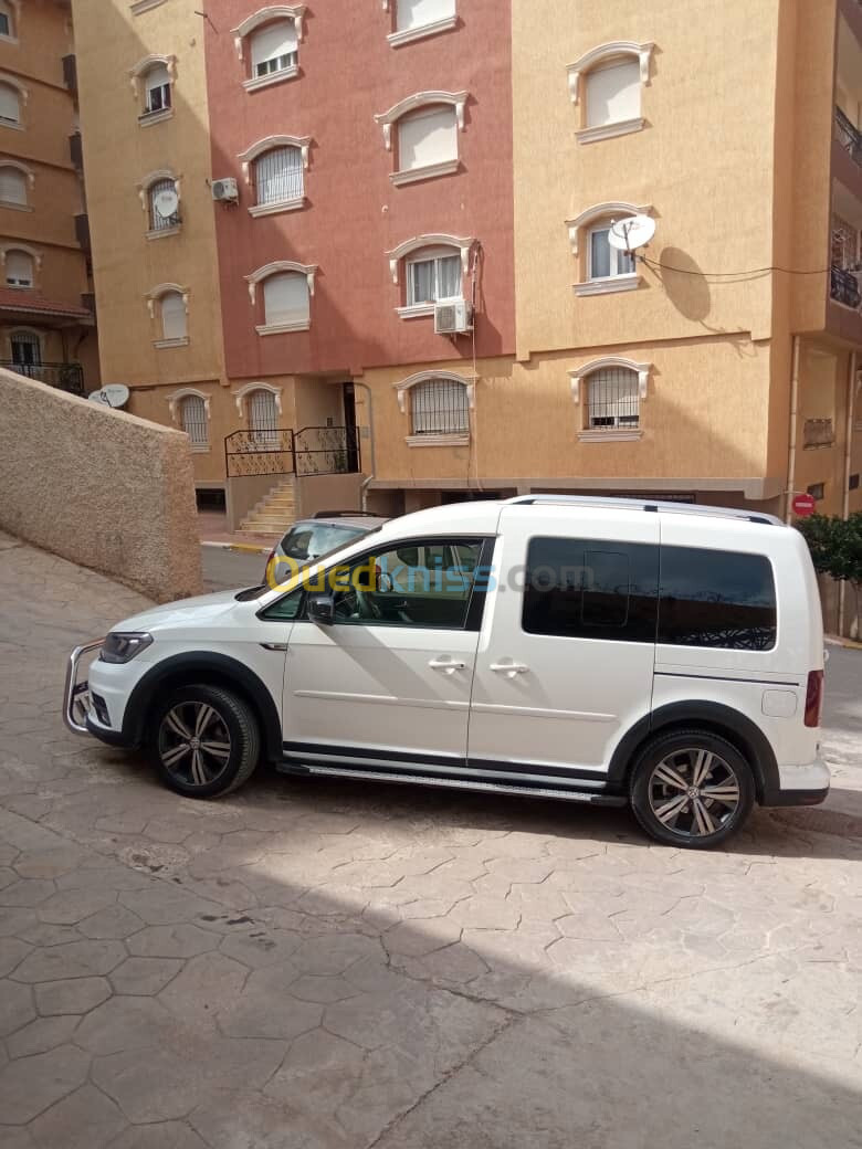 Volkswagen Caddy 2018 Alltrack