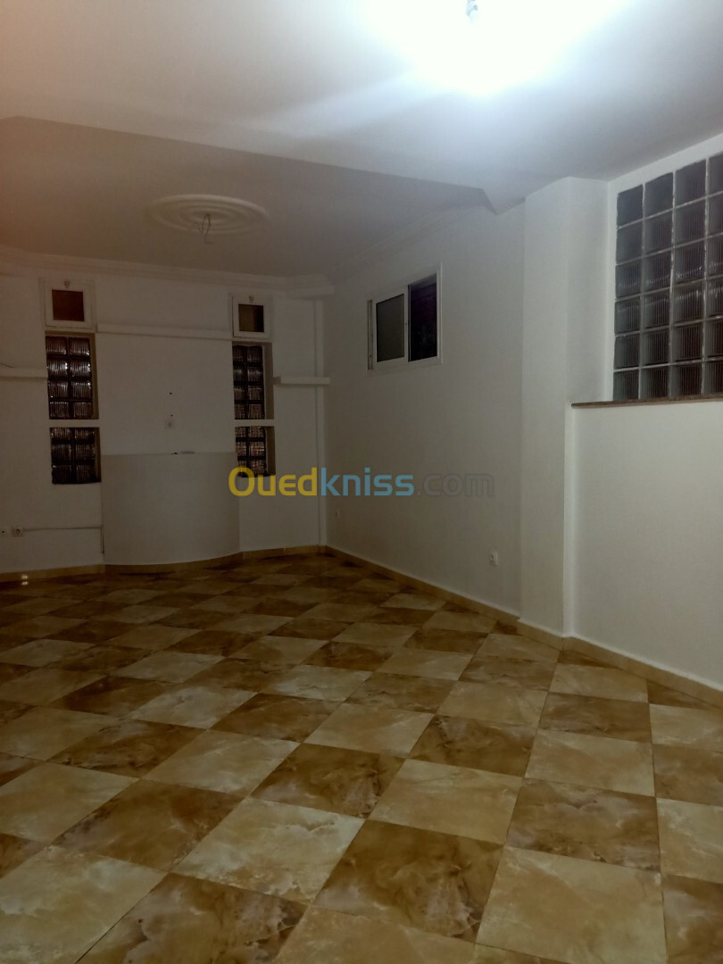 Location Appartement F2 Alger Zeralda