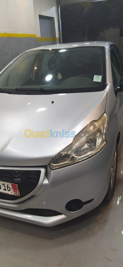 Peugeot 208 2015 Access