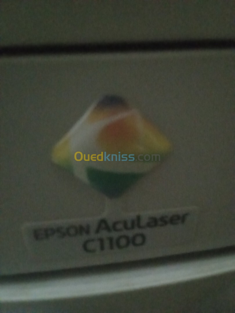 Imprimante Epson aculaser c1100