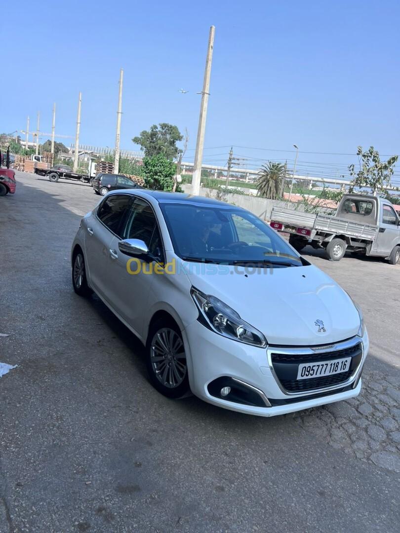 Peugeot 208 2018 Allure