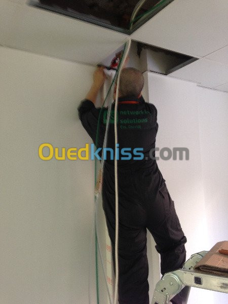 INSTALATION RESEAU INFORMATIQUE TELEPHO?OQUE VIDEOSURVEILLENCE ANTI INTRUSION ET CONTROL D ACCES  