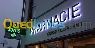 enseigne lumineuse pour Pharmacie