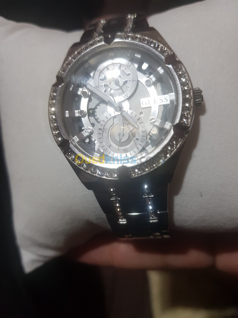 Montre femme GUESS VENU DE FRANCE OREGINAL