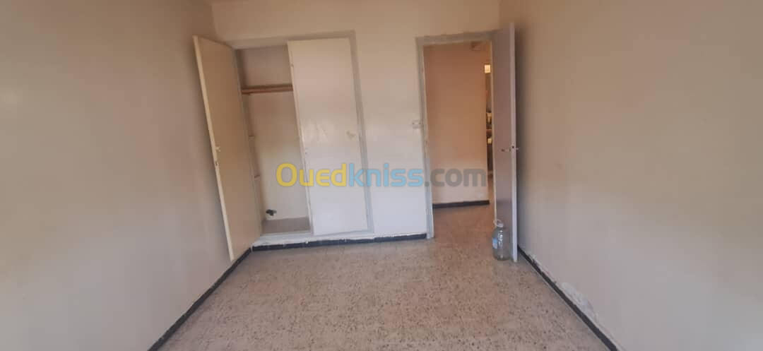 Vente Appartement F3 Annaba El hadjar