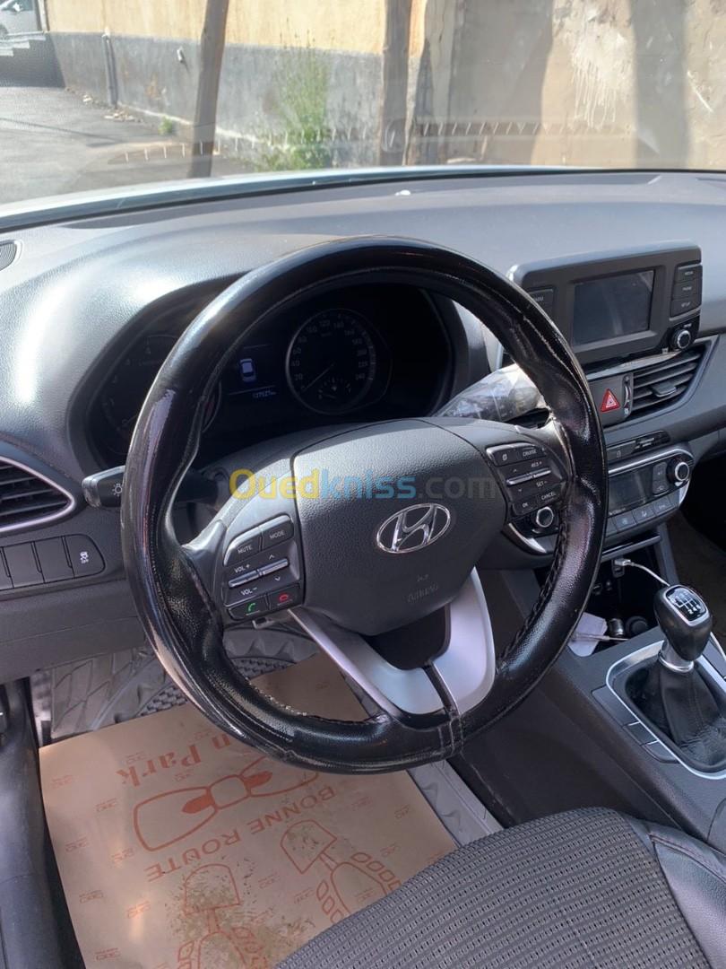 Hyundai i30 2019 Pack style