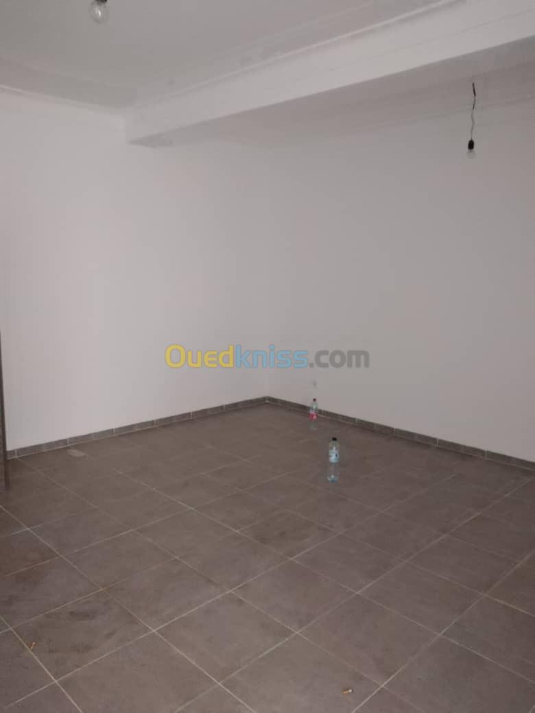 Location Appartement F3 Alger Dely brahim