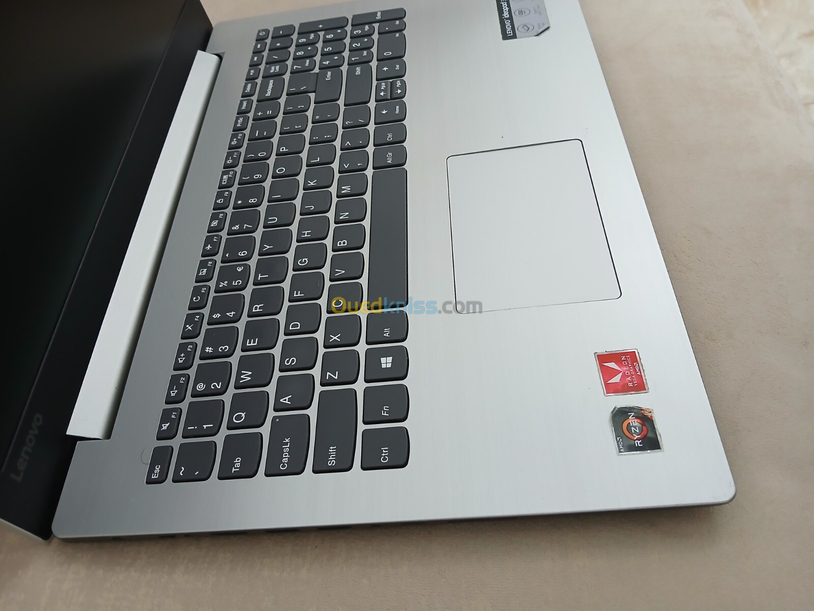 LENOVO IDEAPAD 330 AMD RYZEN 5 2500U RAM 8GB