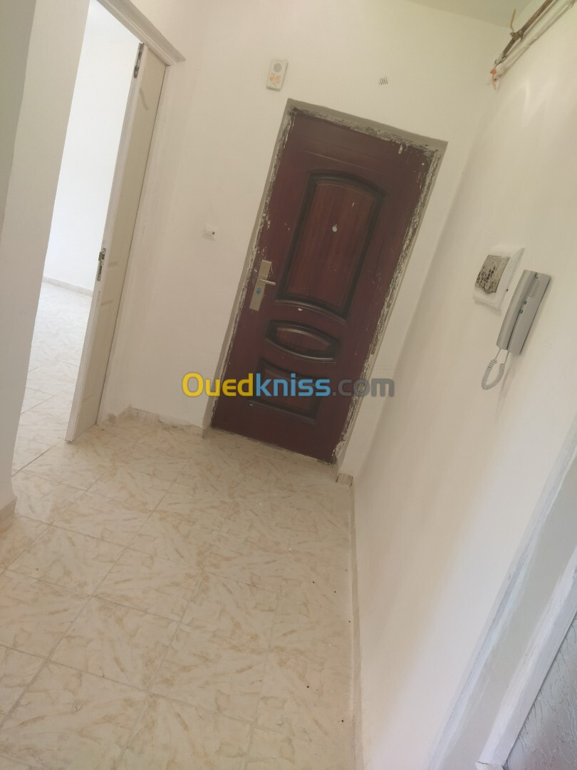 Location Appartement F4 Alger Mahelma