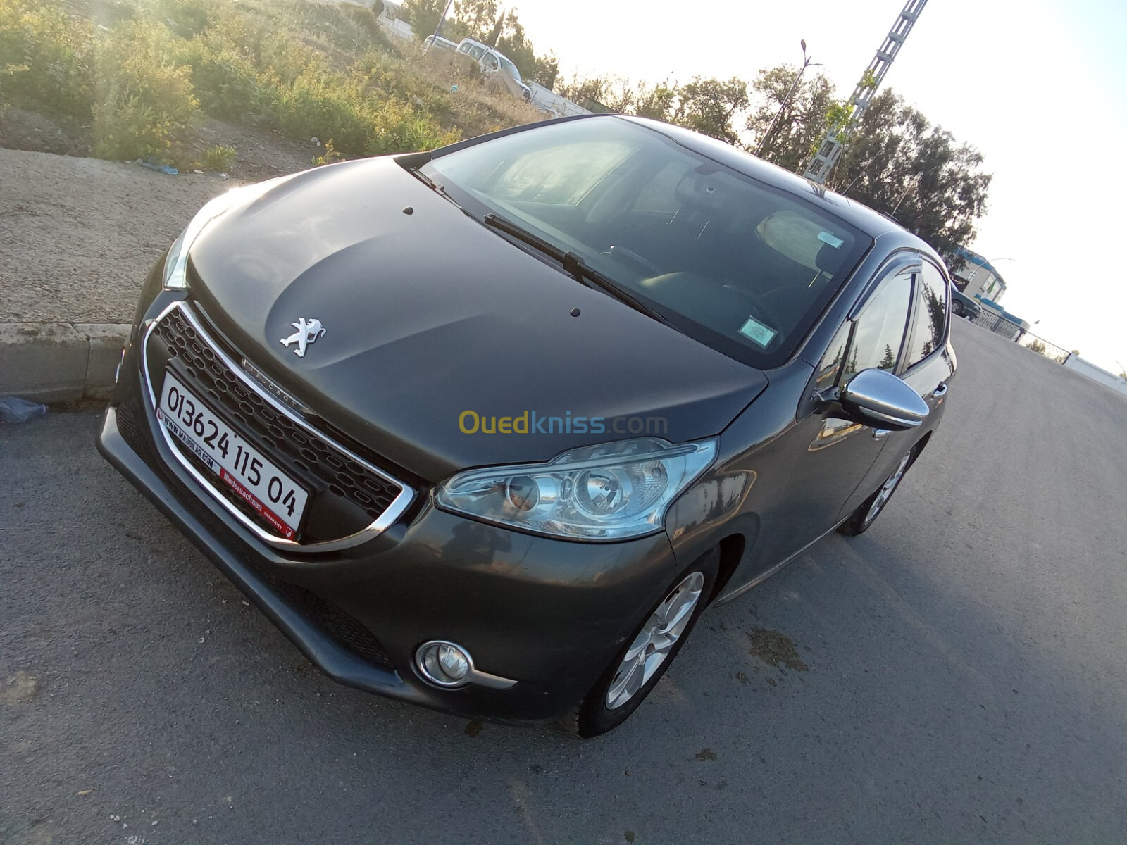 Peugeot 208 2015 Allure