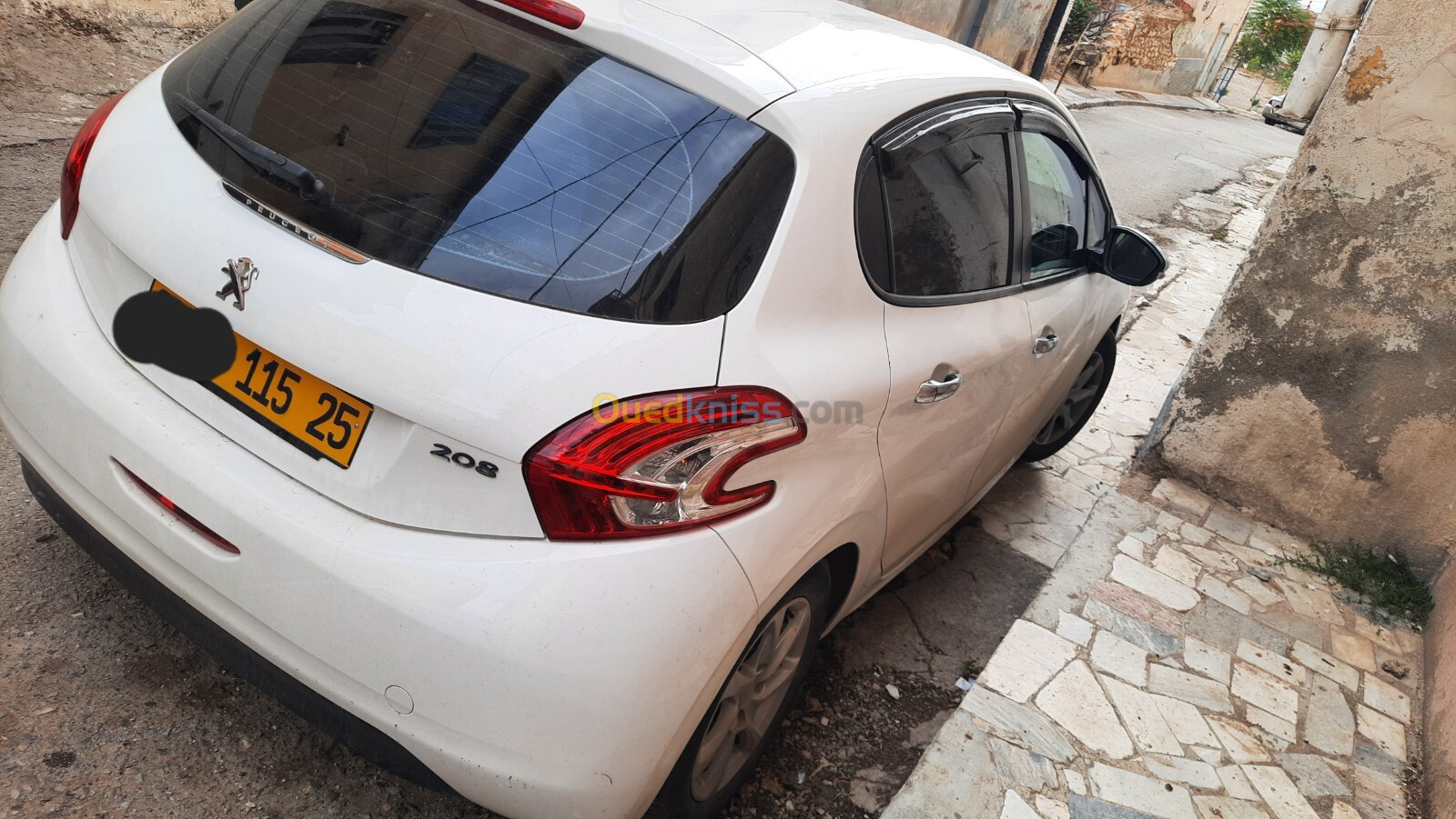 Peugeot 208 2015 Access