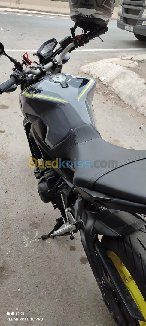 Yamaha Mt09 2016