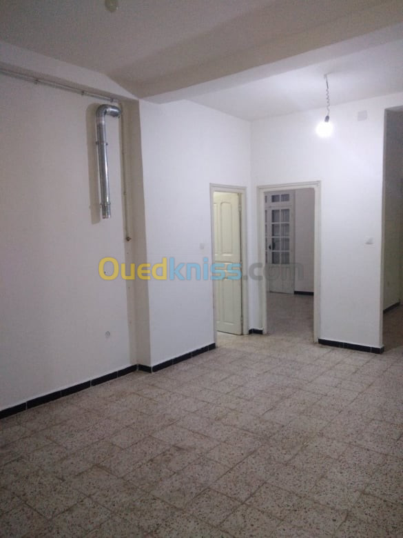 Location Niveau De Villa F2 Skikda Skikda