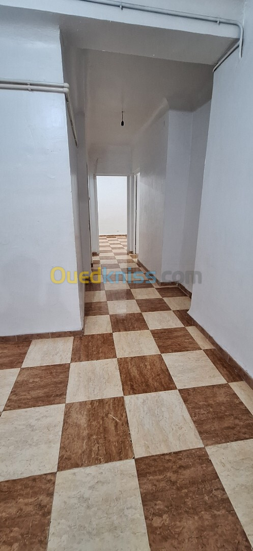 Location Appartement F3 Oran Bir el djir