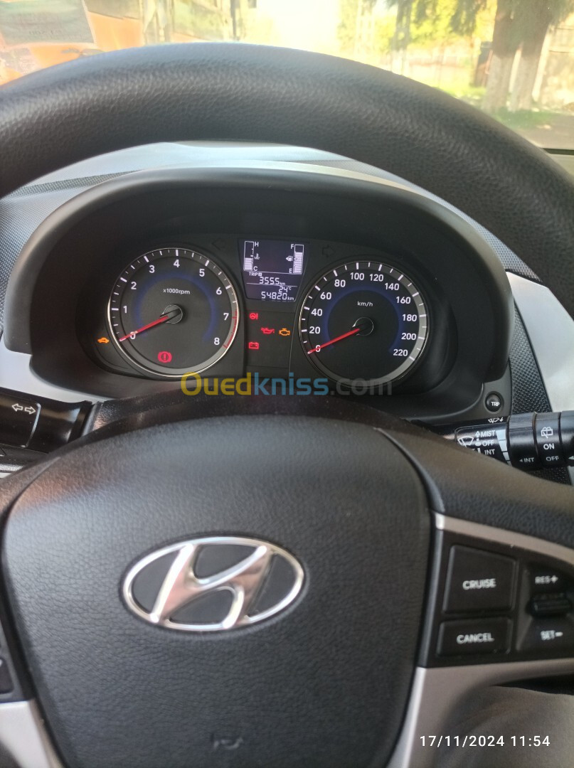 Hyundai Accent RB  5 portes 2018 GL DZ