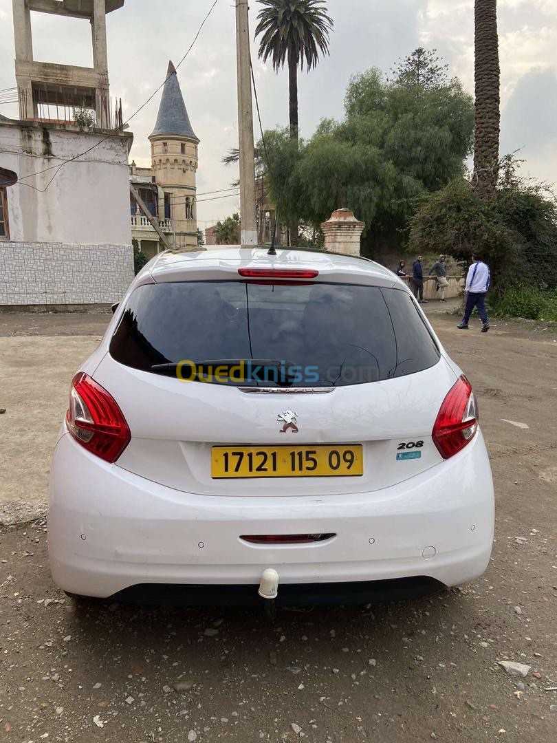 Peugeot 208 2015 Allure Facelift